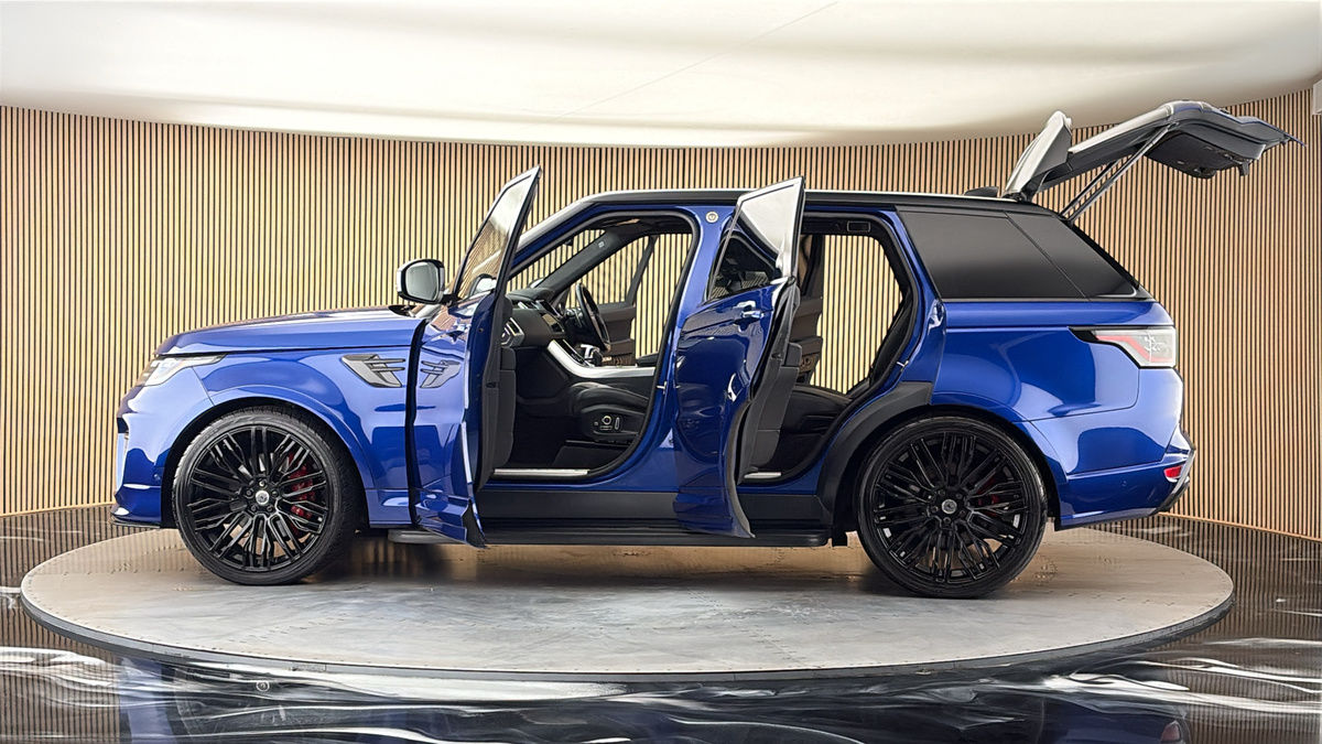 More views of Land Rover Range Rover Sport