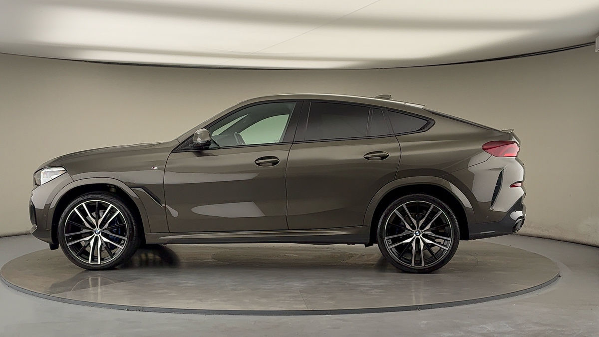 More views of BMW X6