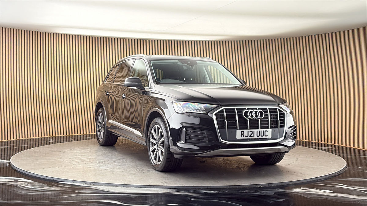 More views of Audi Q7