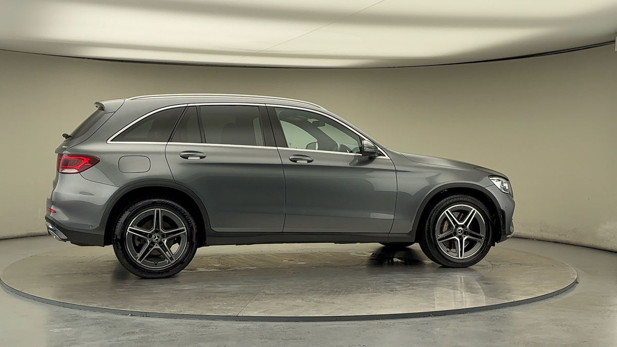 More views of Mercedes-Benz GLC