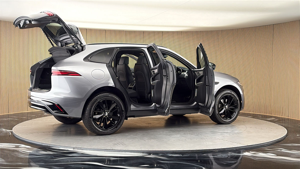 More views of Jaguar F-PACE