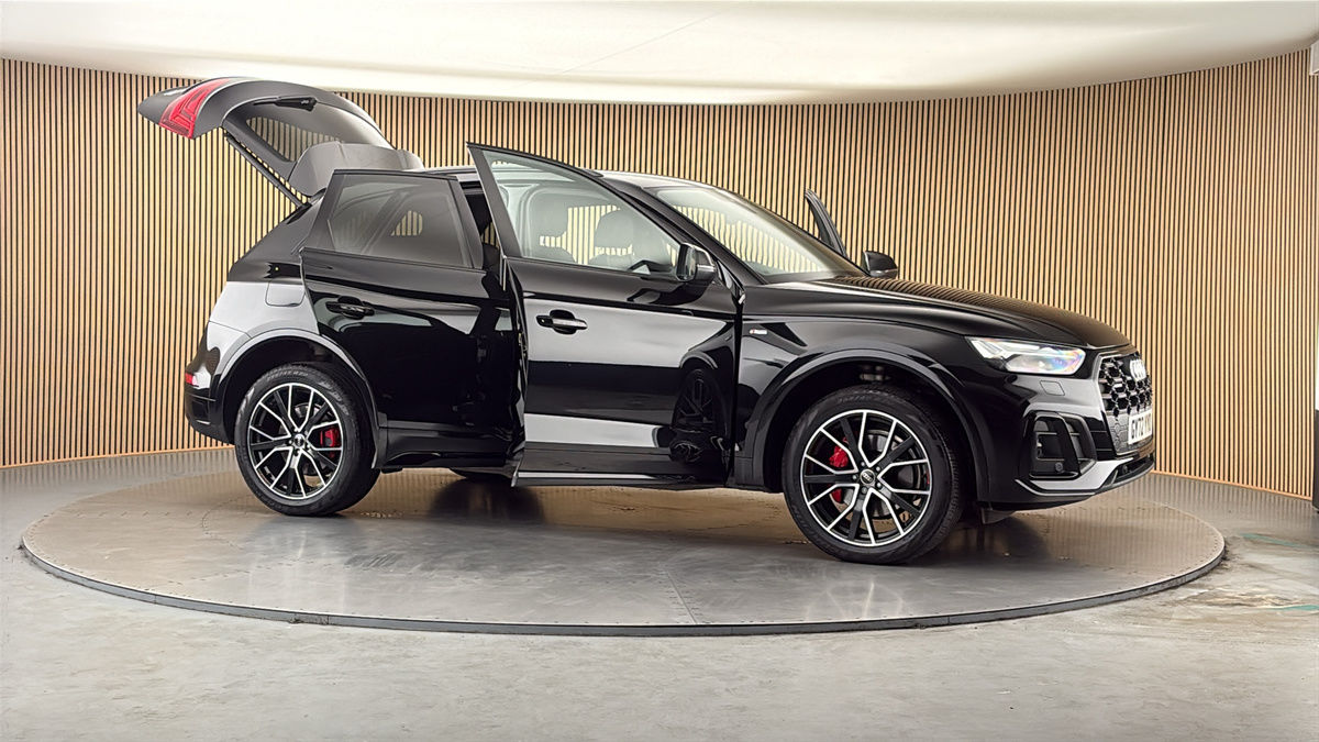 More views of Audi Q5