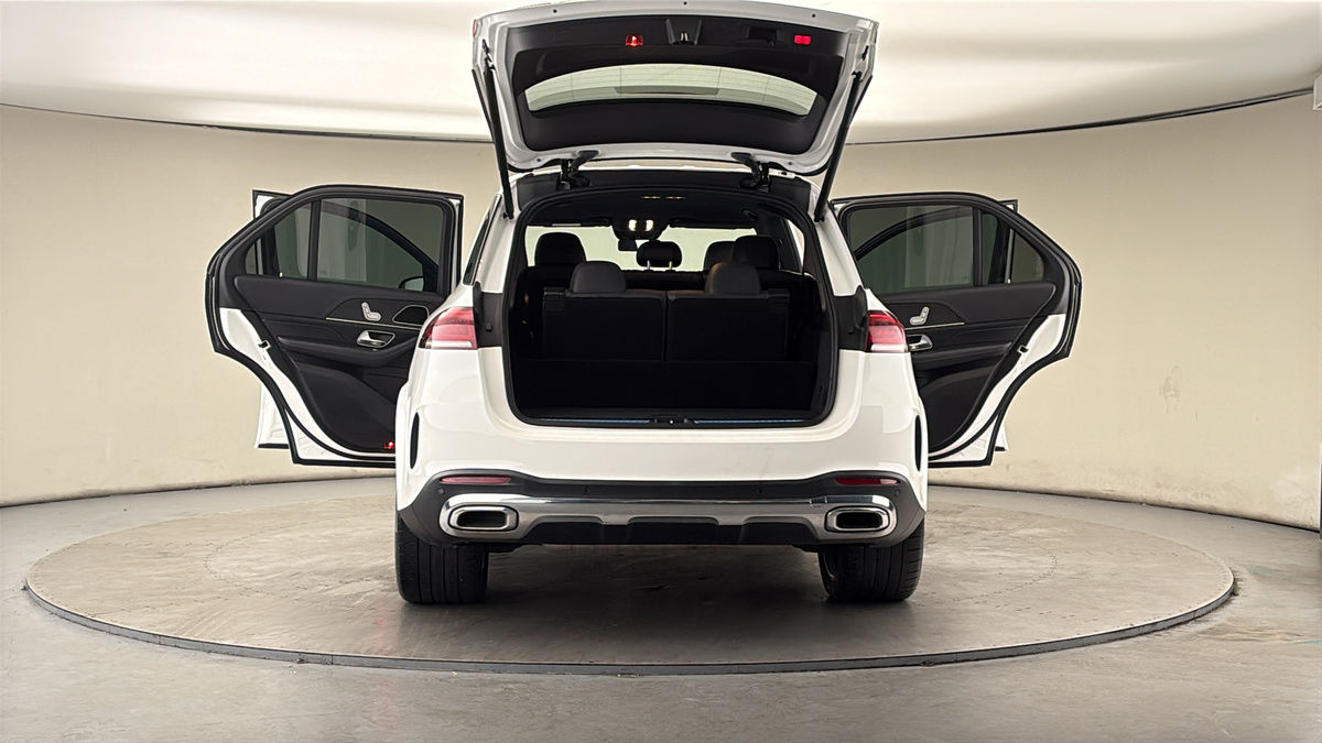 More views of Mercedes-Benz GLE