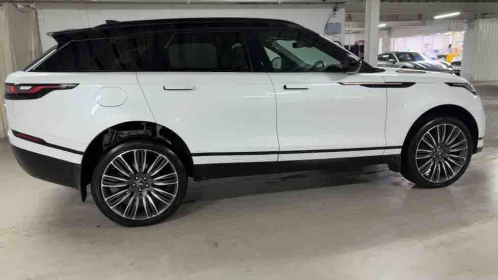More views of Land Rover Range Rover Velar