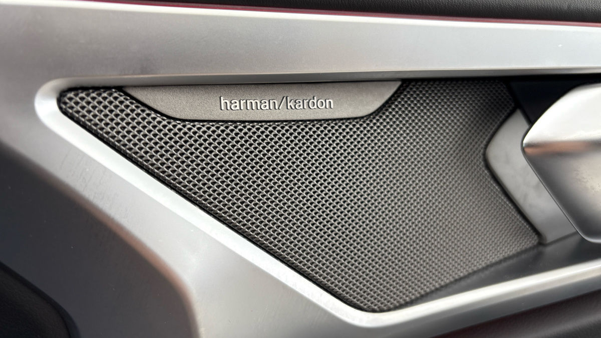 BMW 8 Series Image 6