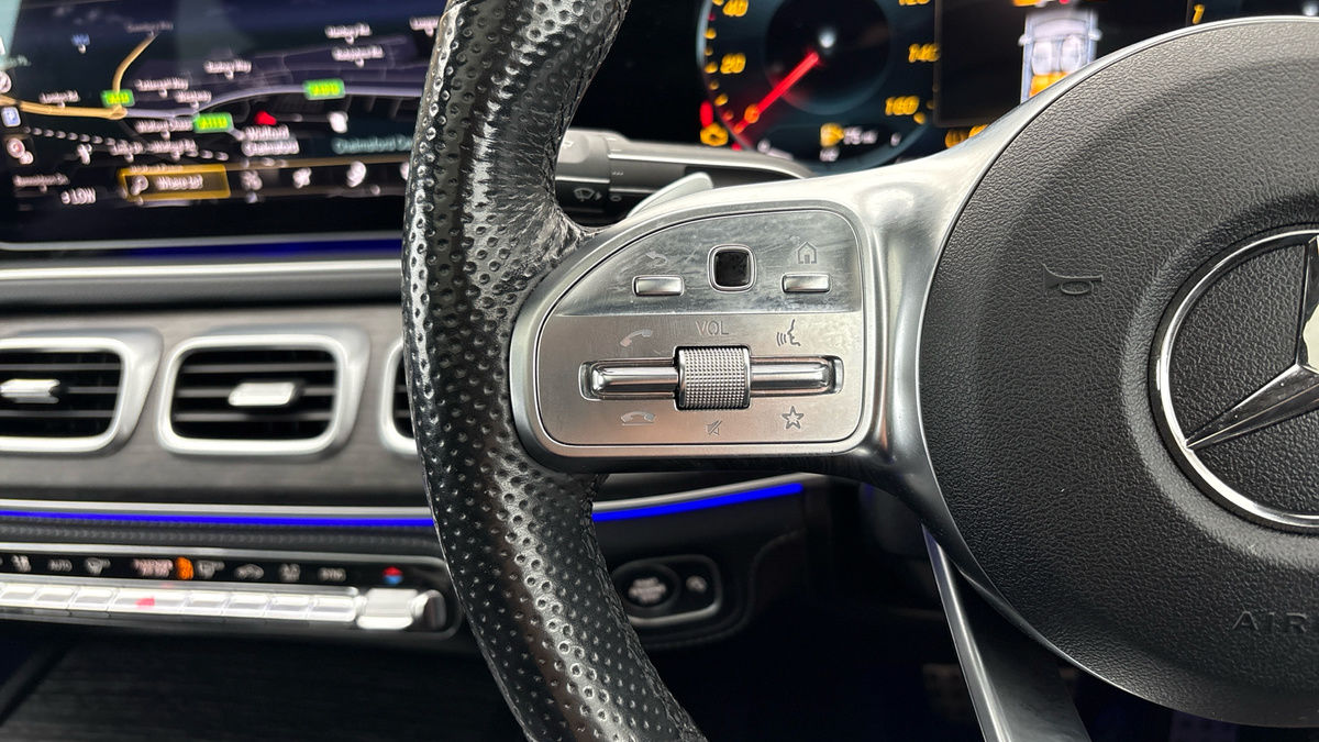 Mercedes-Benz GLE Image 13