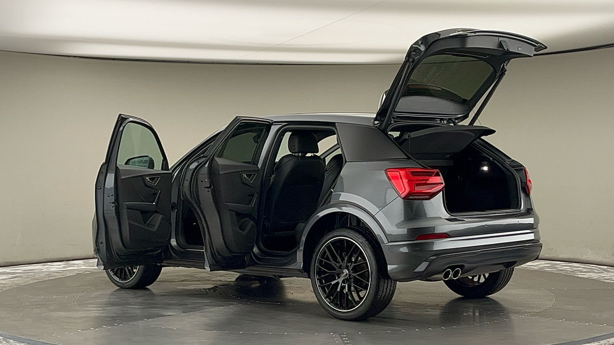 More views of Audi Q2
