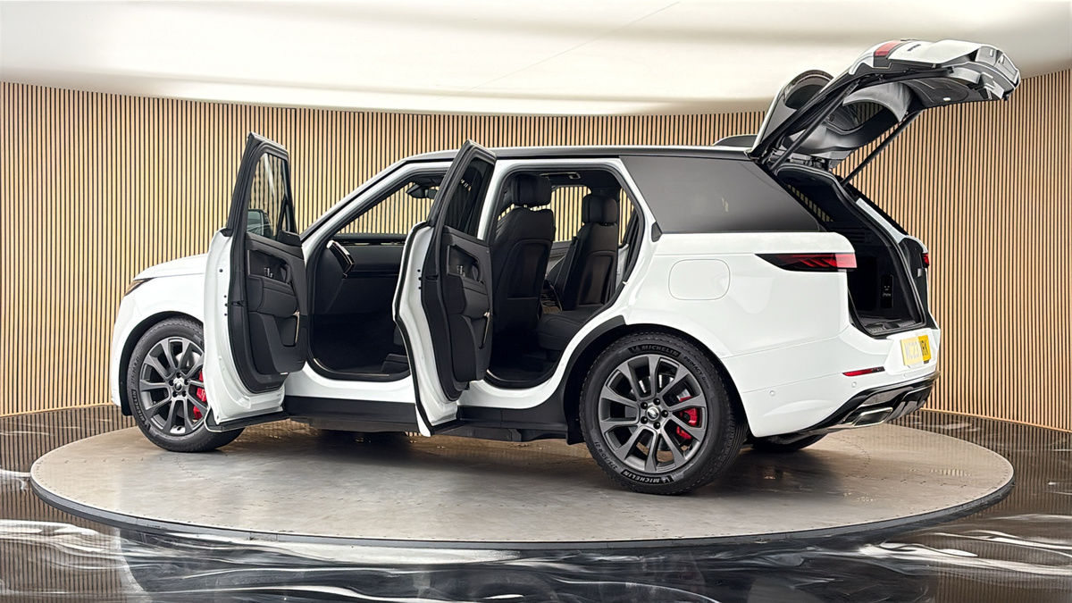 More views of Land Rover Range Rover Sport