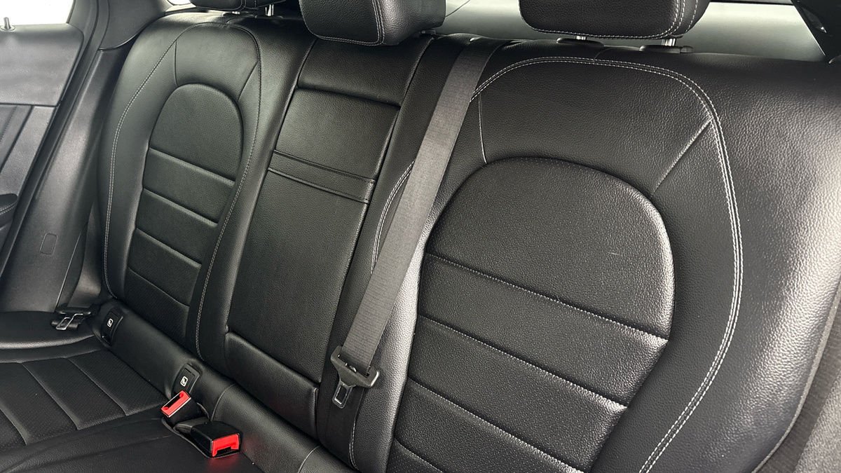 Mercedes-Benz GLC Image 8