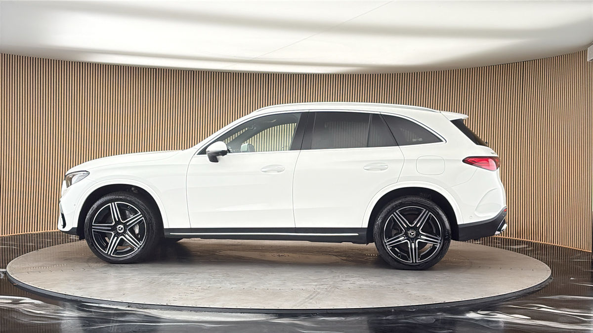 More views of Mercedes-Benz GLC