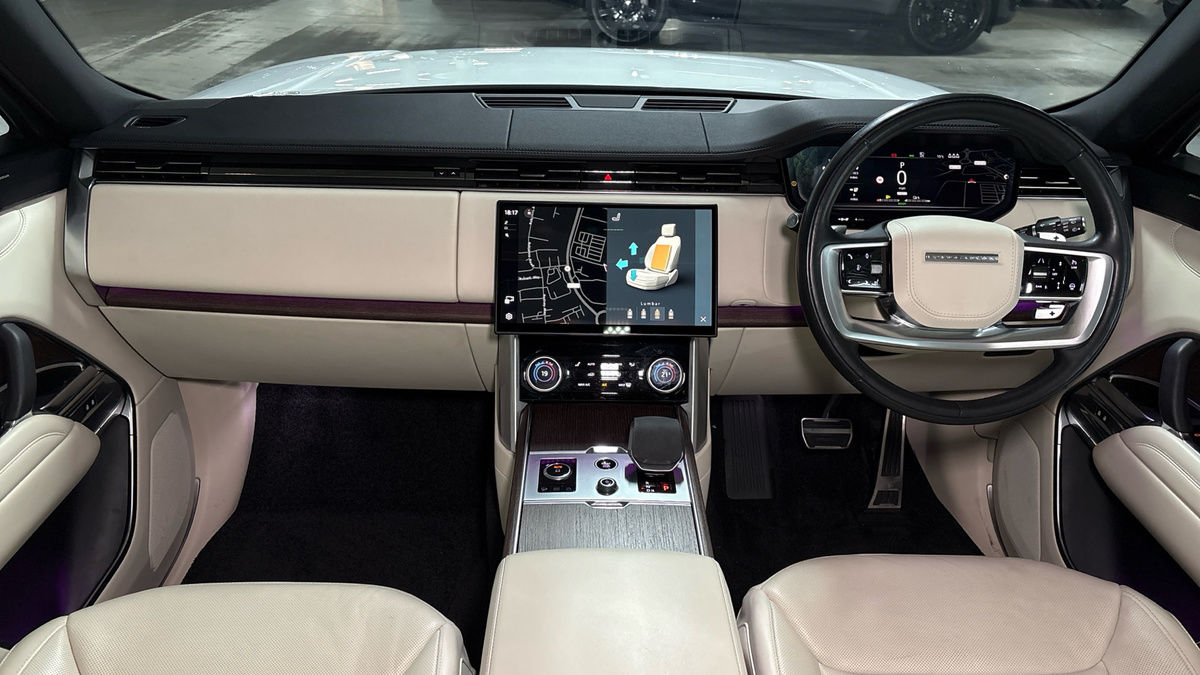 Land Rover Range Rover Image 12