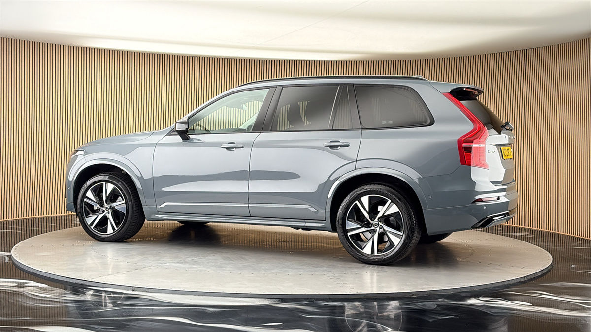 More views of Volvo XC90