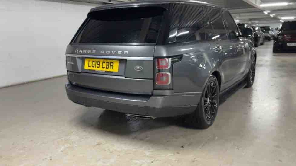 More views of Land Rover Range Rover