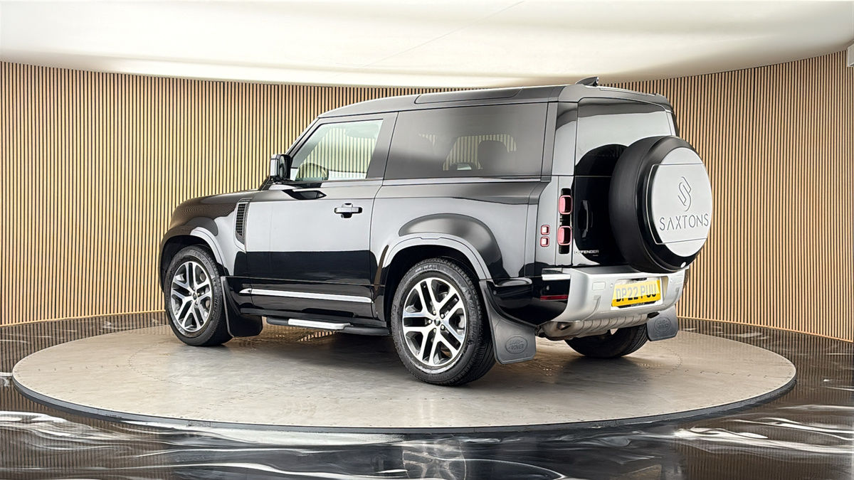 More views of Land Rover Defender 90