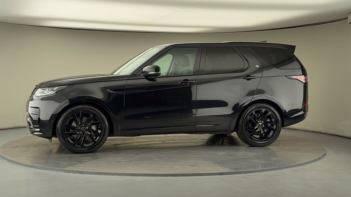 More views of Land Rover Discovery