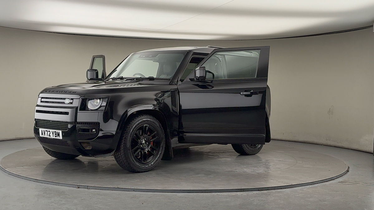 More views of Land Rover Defender 90