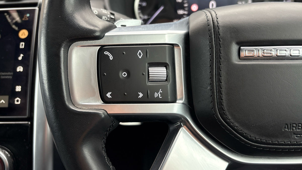 Land Rover Discovery Image 13