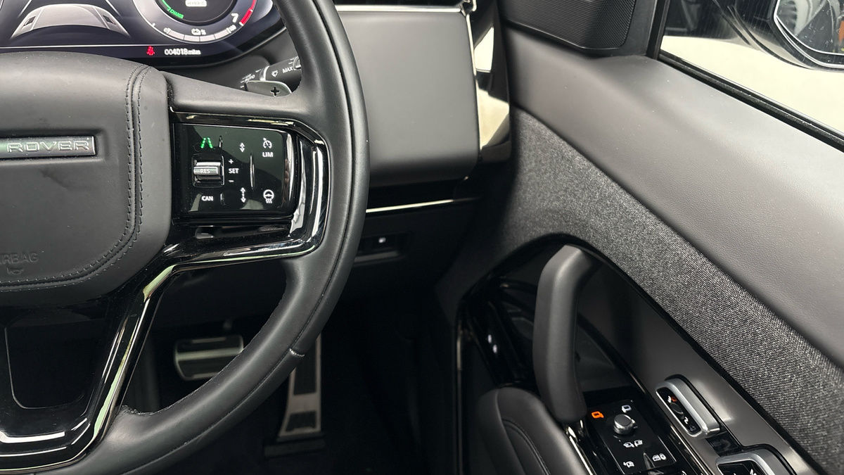 Land Rover Range Rover Sport Image 14