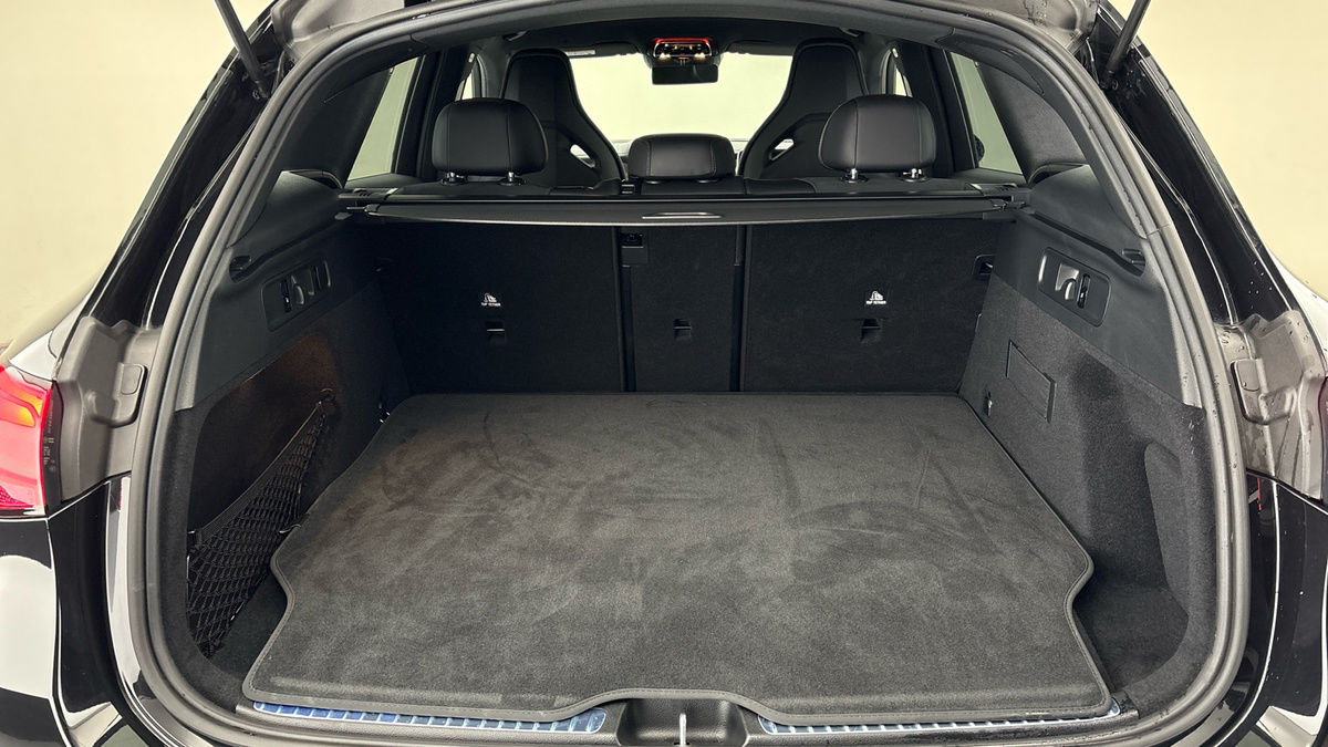 Mercedes-Benz GLC Image 11