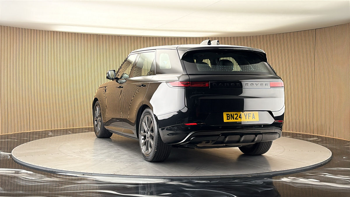 More views of Land Rover Range Rover Sport
