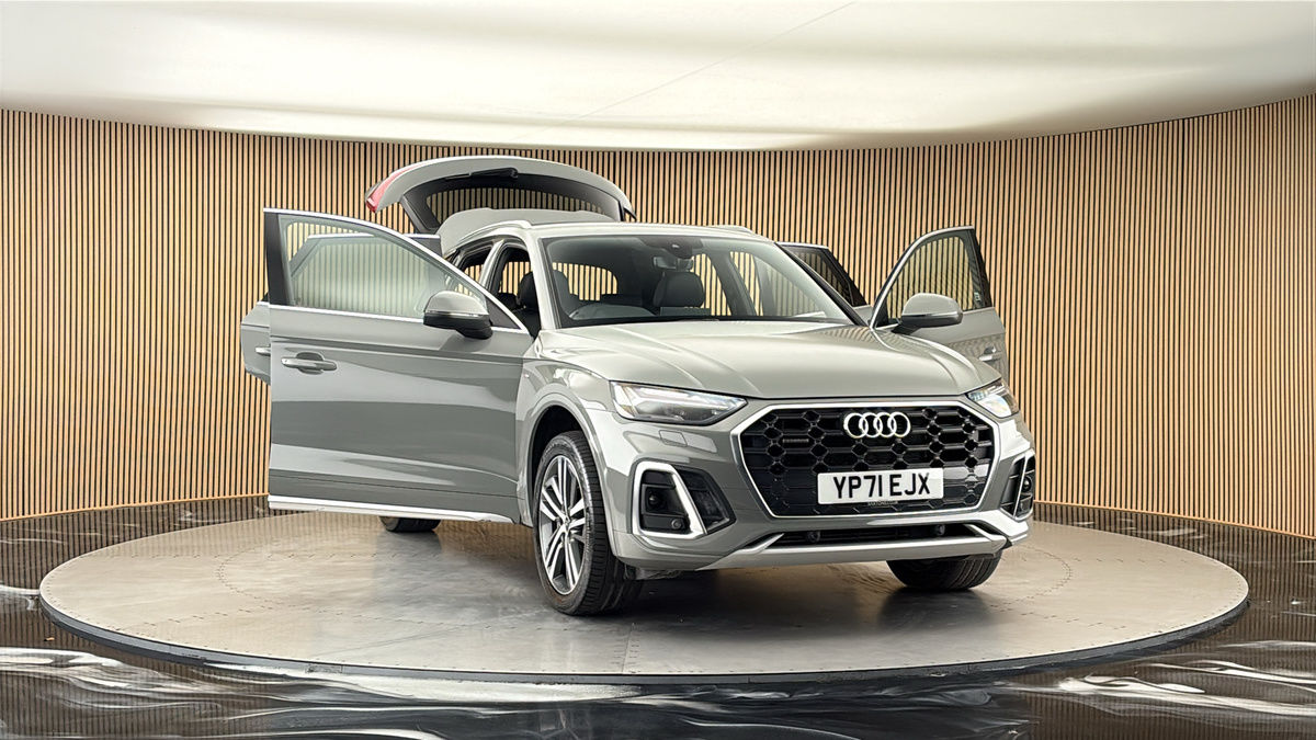 More views of Audi Q5