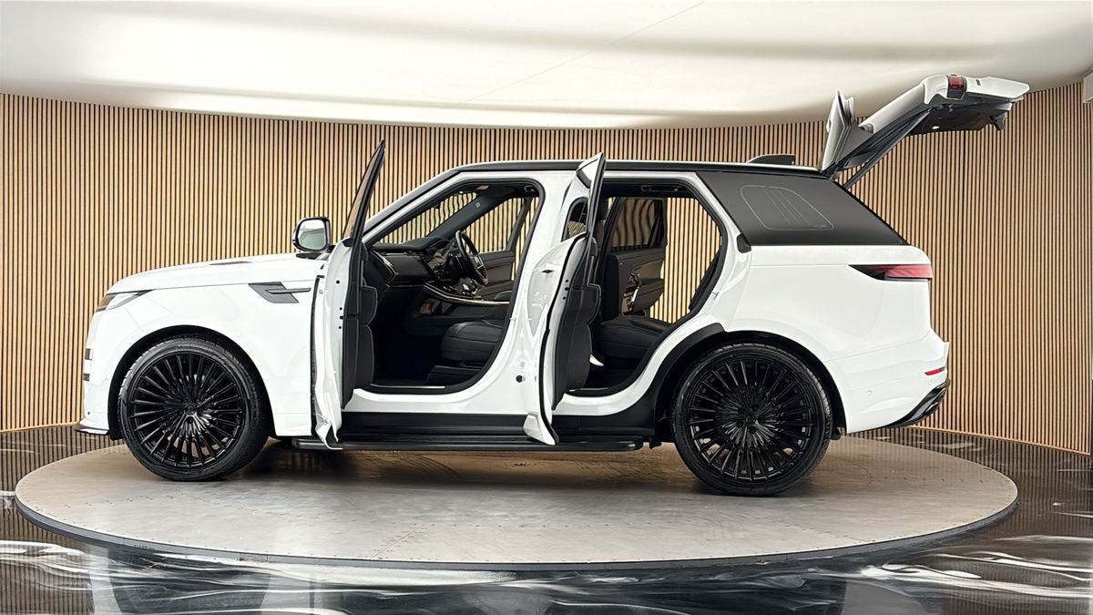 More views of Land Rover Range Rover Sport