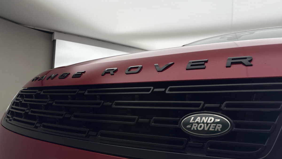 Land Rover Range Rover Sport Image 24