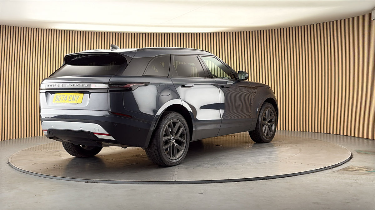 More views of Land Rover Range Rover Velar