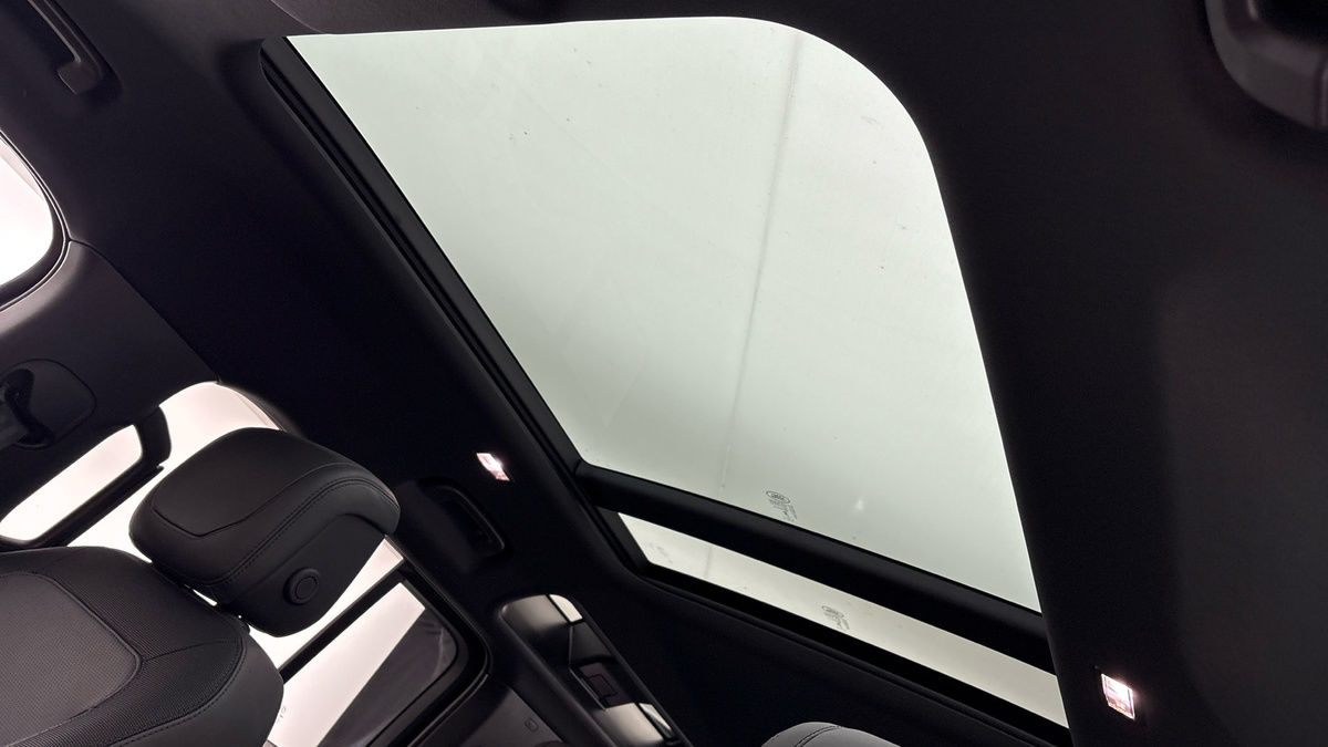 Land Rover Defender 110 Urban Image 6