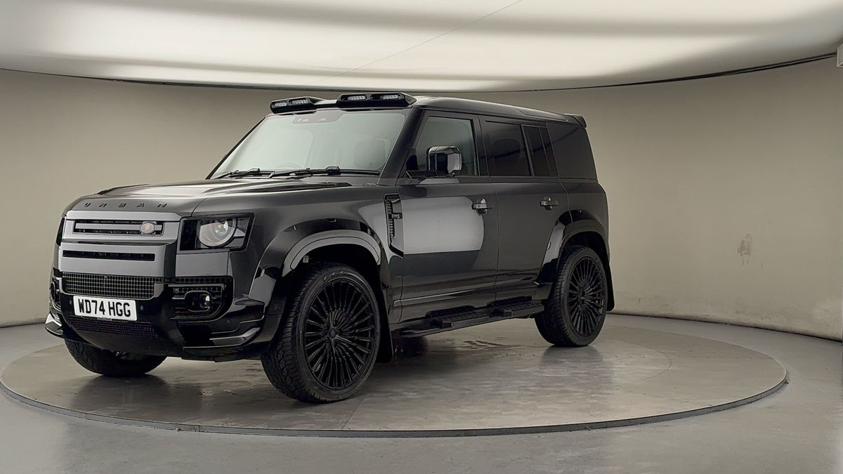 More views of Land Rover Defender 110