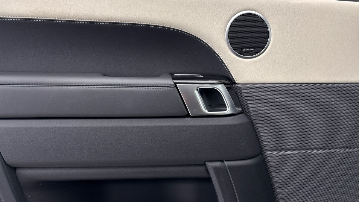 Land Rover Range Rover Sport Image 19