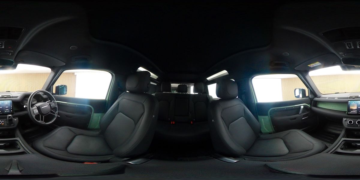 More views of Land Rover Defender 90