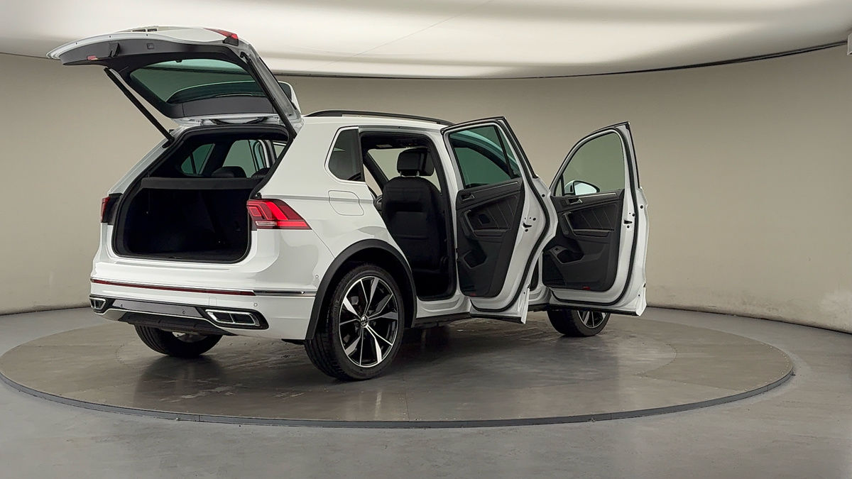 More views of Volkswagen Tiguan