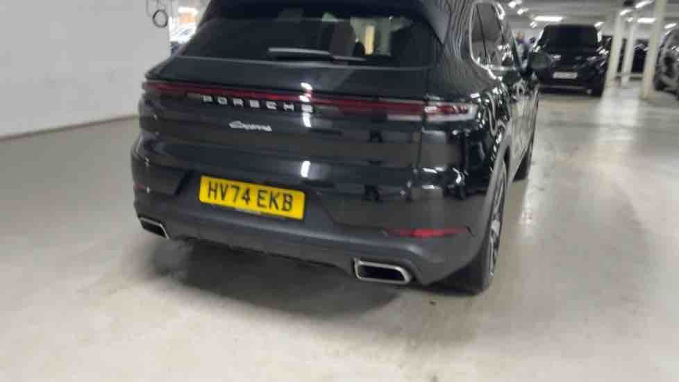 More views of Porsche Cayenne