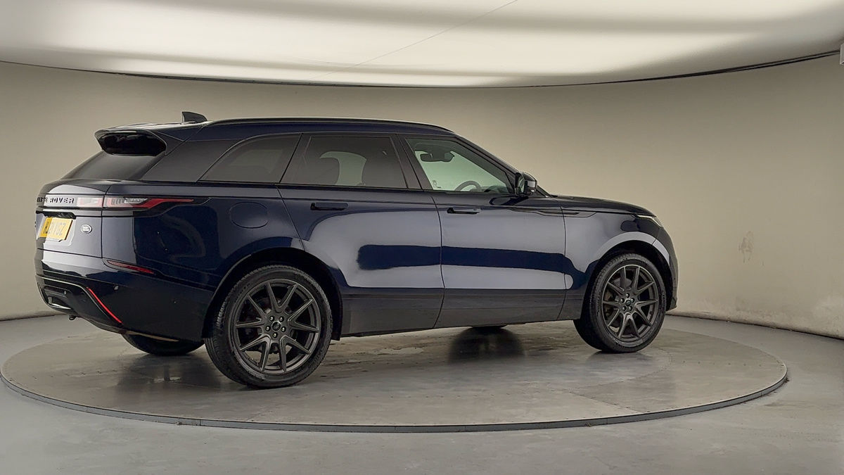 More views of Land Rover Range Rover Velar