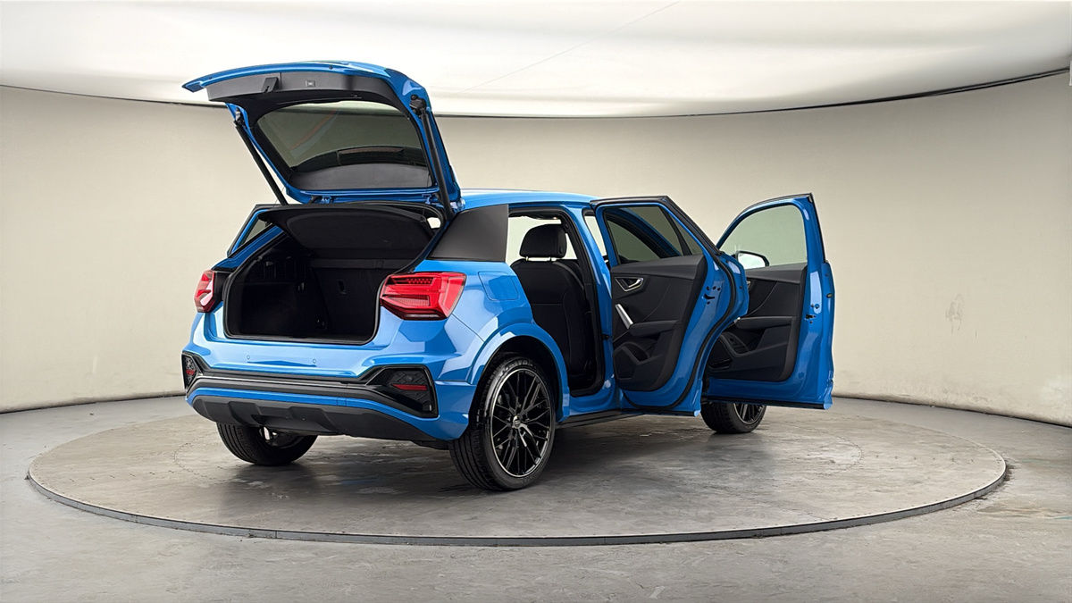 More views of Audi Q2