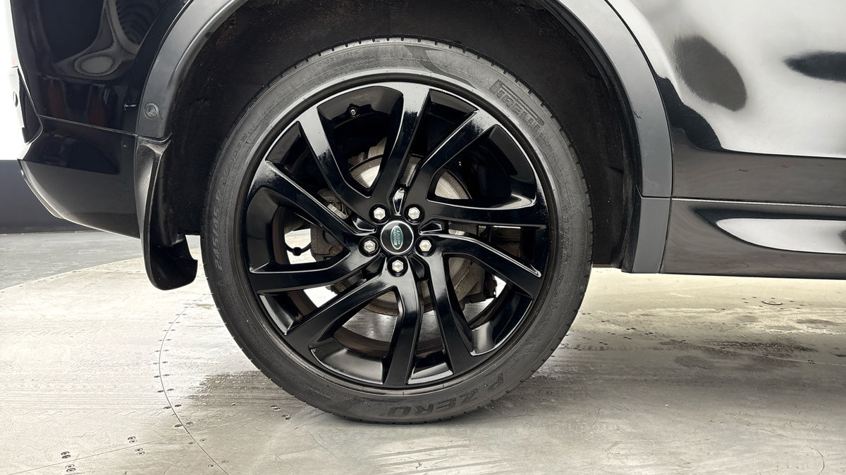 Land Rover Discovery Sport Image 10