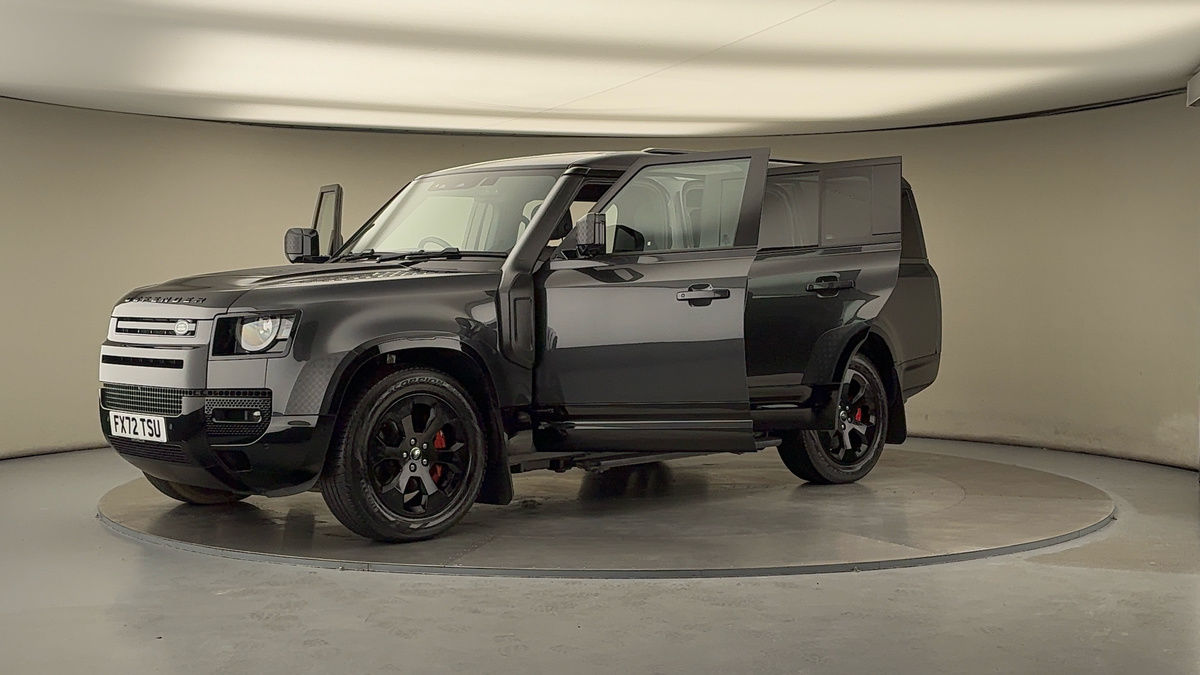 Land Rover Defender 130 Image 22