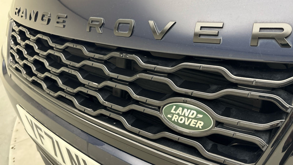 Land Rover Range Rover Sport Image 24