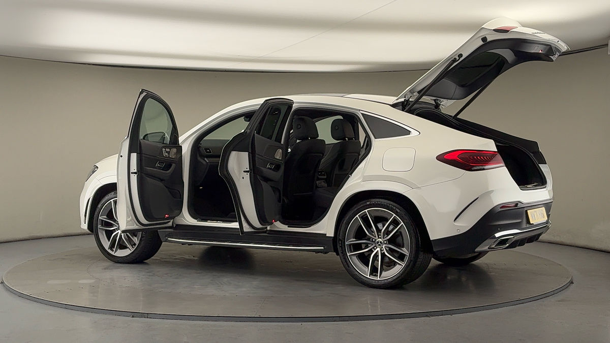 More views of Mercedes-Benz GLE