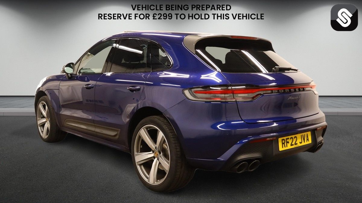 Porsche Macan Image 3