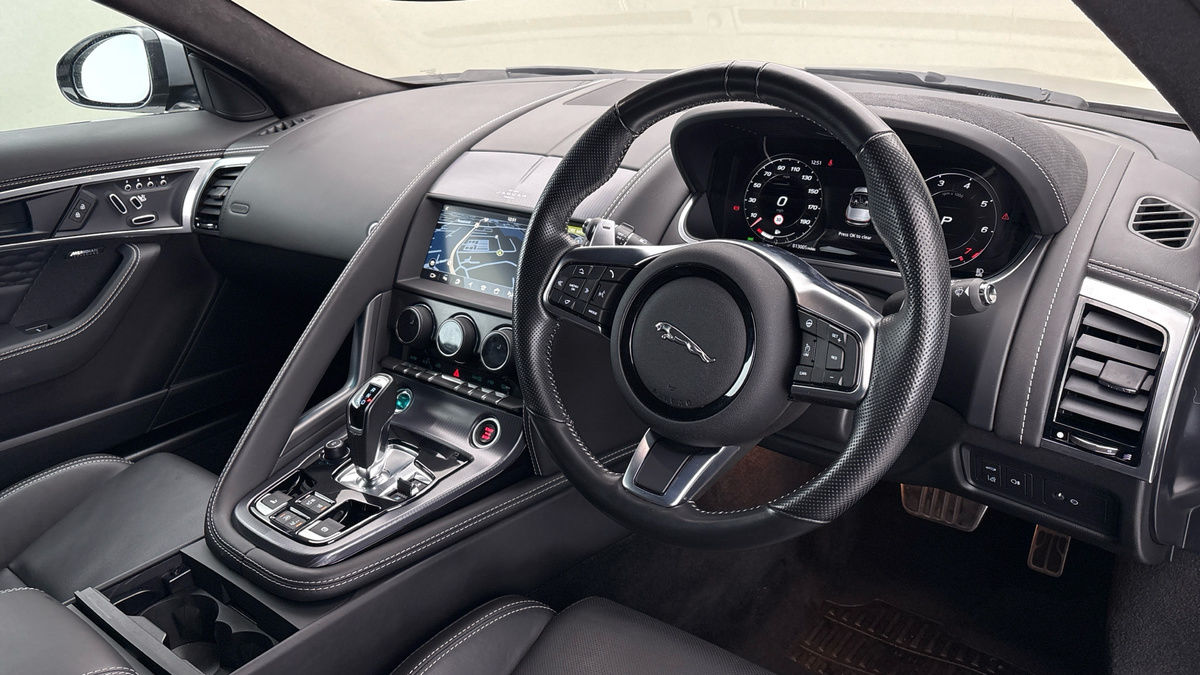 Jaguar F-Type Image 5