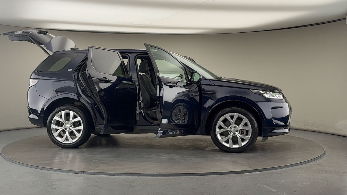 More views of Land Rover Discovery Sport