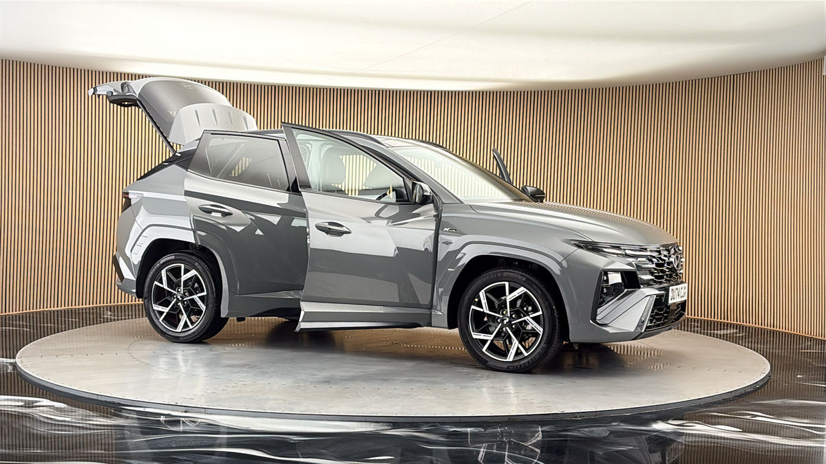 More views of Hyundai TUCSON