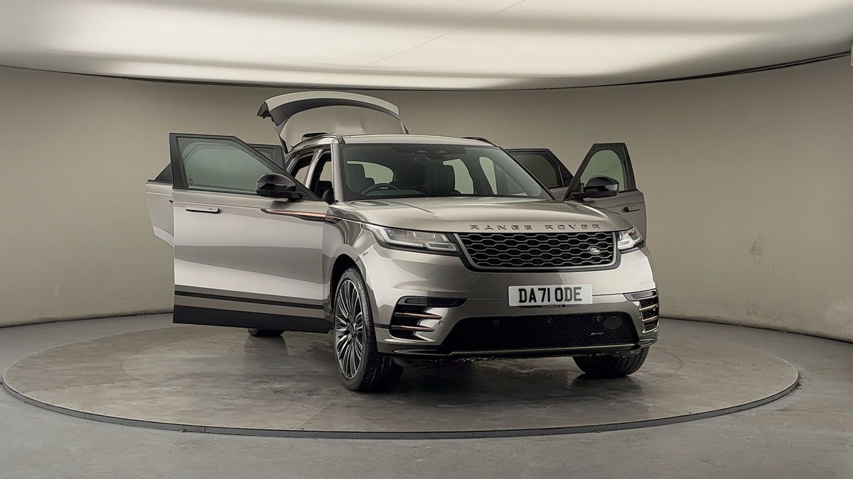 More views of Land Rover Range Rover Velar