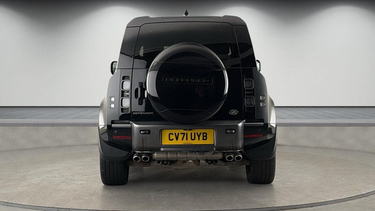 Land Rover Defender 90 Image 4
