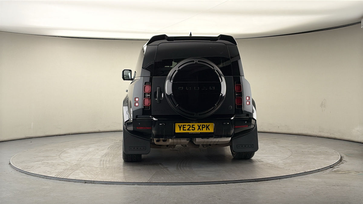 More views of Land Rover Defender 90