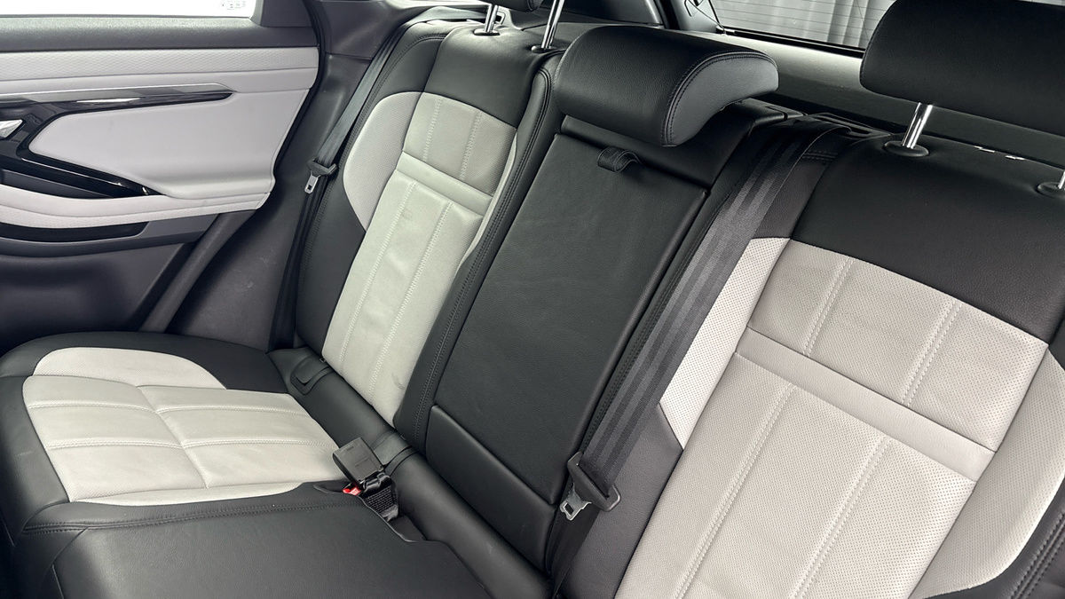 Land Rover Range Rover Evoque Image 8