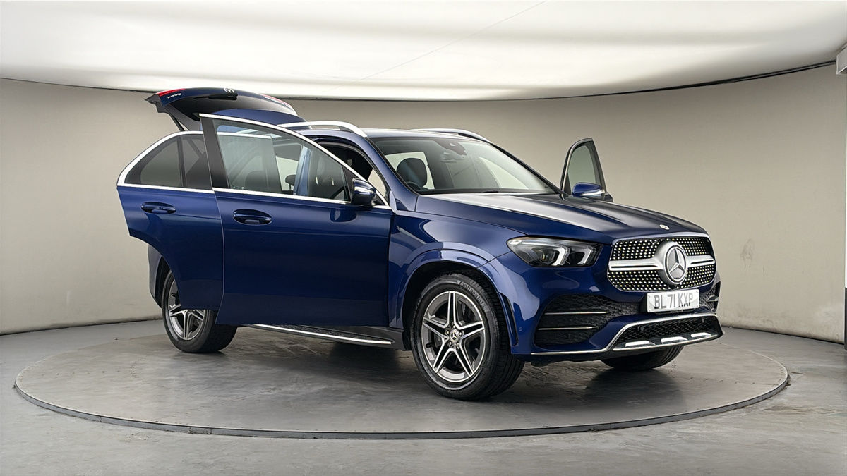 More views of Mercedes-Benz GLE