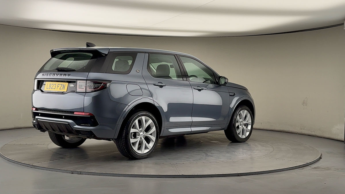 Land Rover Discovery Sport Image 21